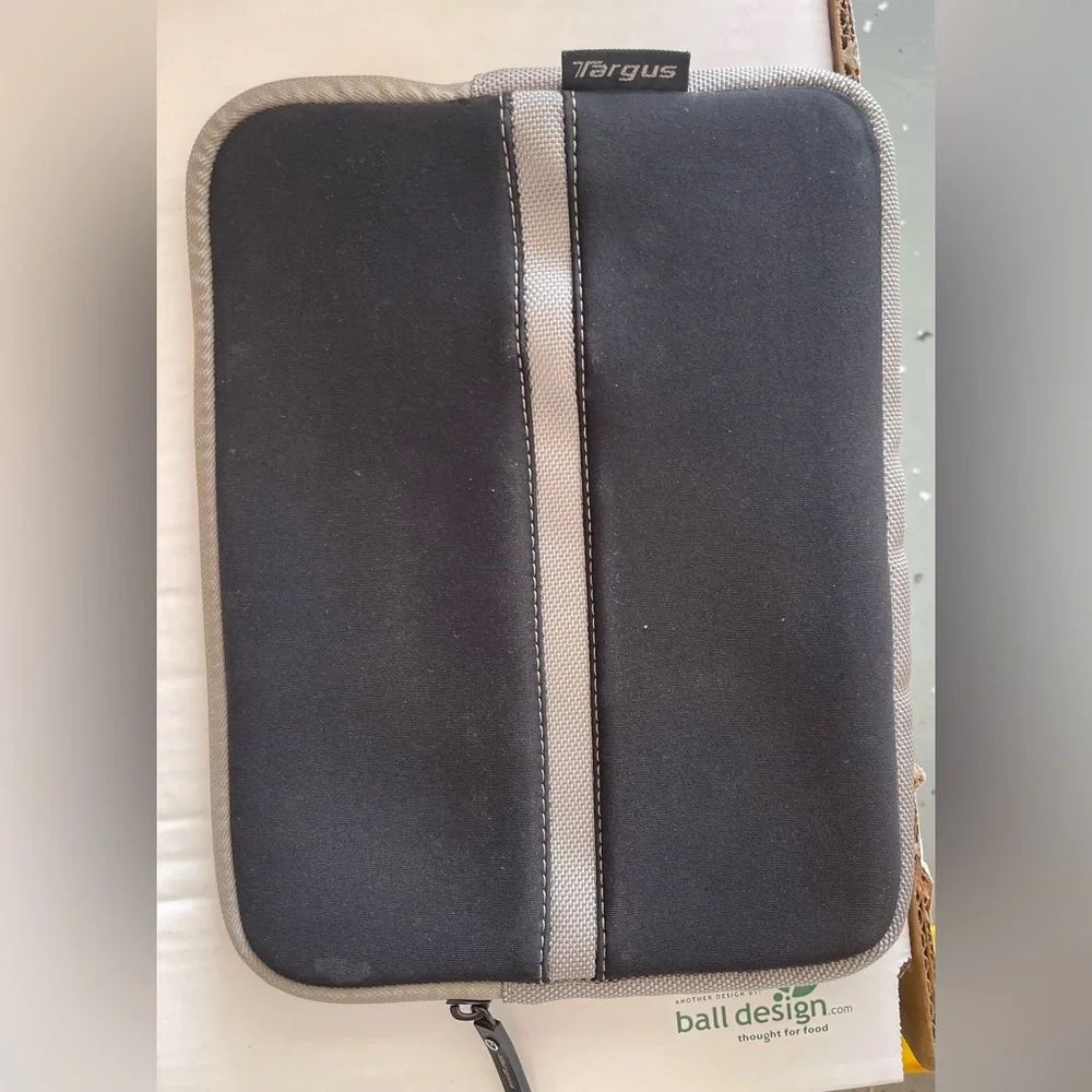 Travel Organizer / Ipad Pouch